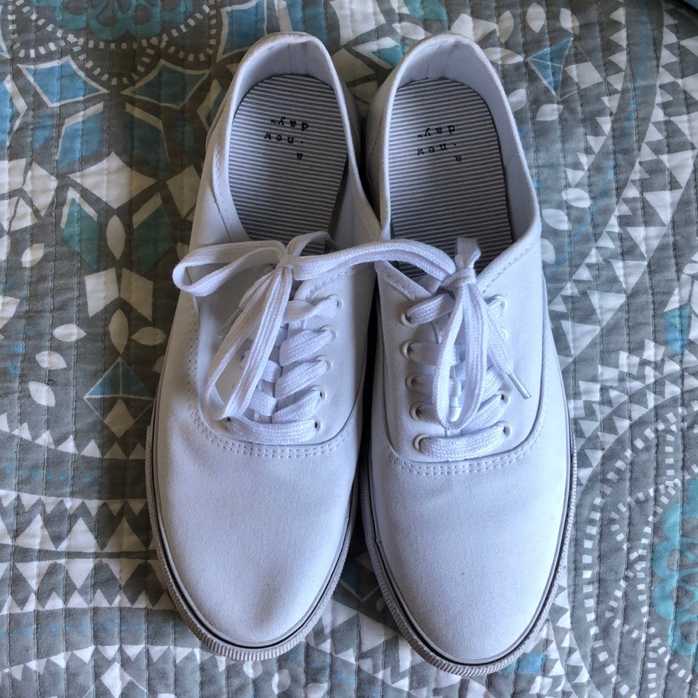 White Sneakers- A New Day- size 9